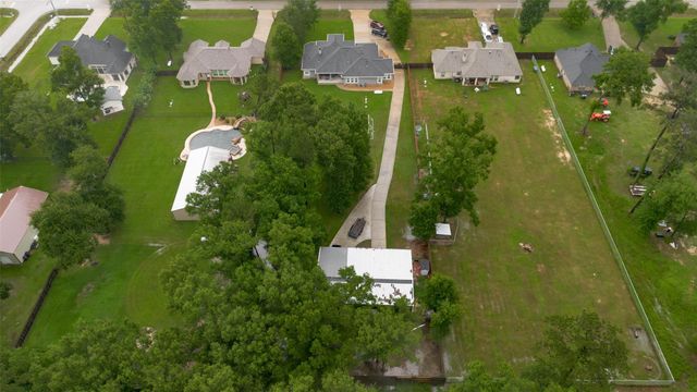 17110 S Mesa Drive, Splendora, TX 77372