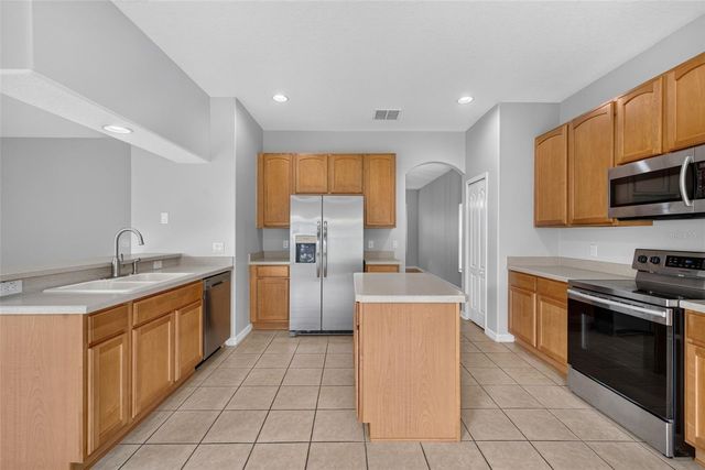 9931 HERON POINTE DRIVE, Orlando, FL 32832