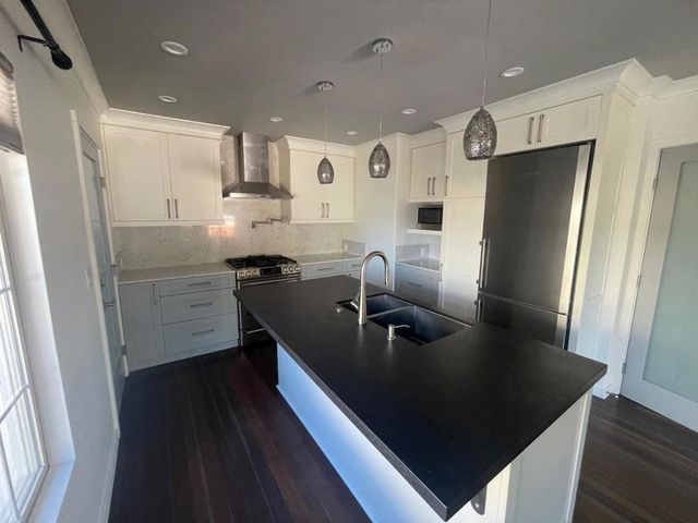 1150 8th Street, Monterey, CA 93940