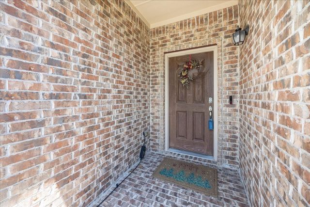 4521 Green River Drive, Denton, TX 76208