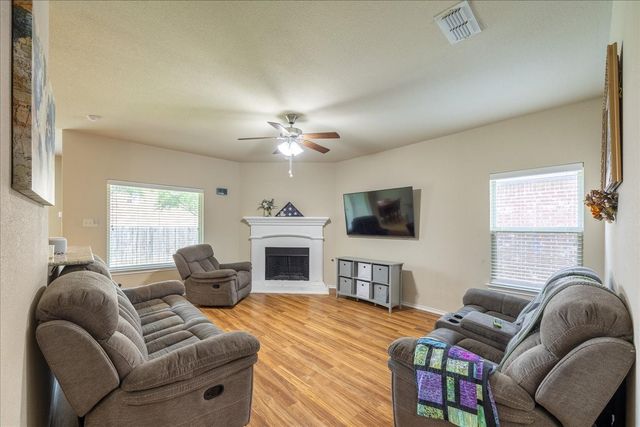 4521 Green River Drive, Denton, TX 76208