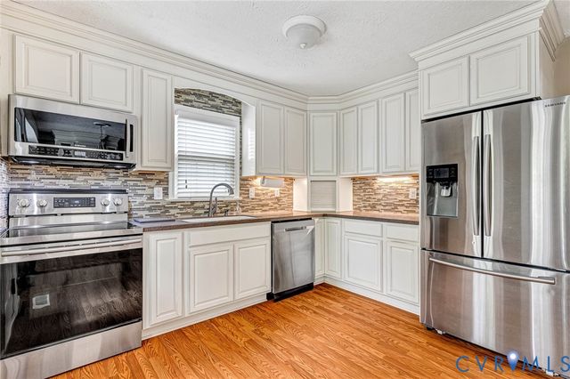 2417 Crystal Ridge Rd, Henrico, VA 23233