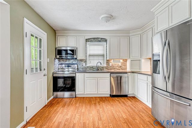 2417 Crystal Ridge Rd, Henrico, VA 23233