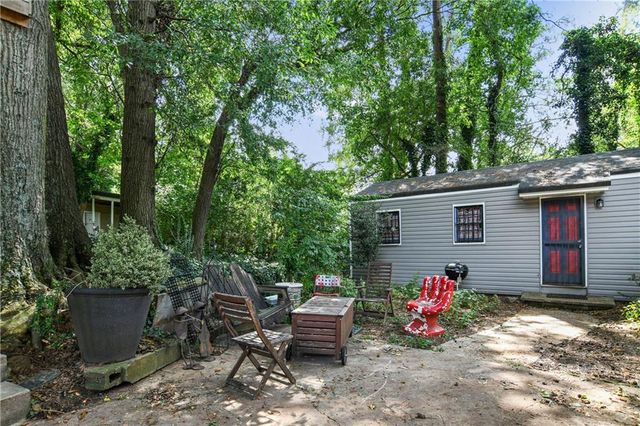 716 Stokeswood SE, Atlanta, GA 30316