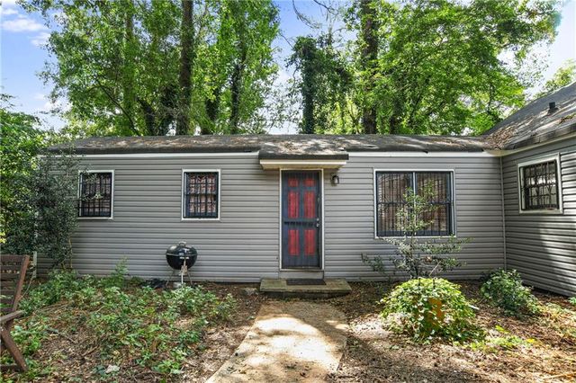 716 Stokeswood SE, Atlanta, GA 30316