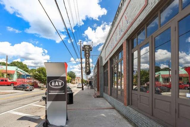 716 Stokeswood SE, Atlanta, GA 30316