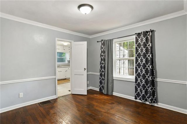 716 Stokeswood SE, Atlanta, GA 30316