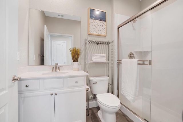 1673 Vine St, Davis, CA 95616