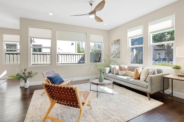 1673 Vine St, Davis, CA 95616