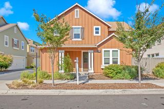 1673 Vine St, Davis, CA 95616
