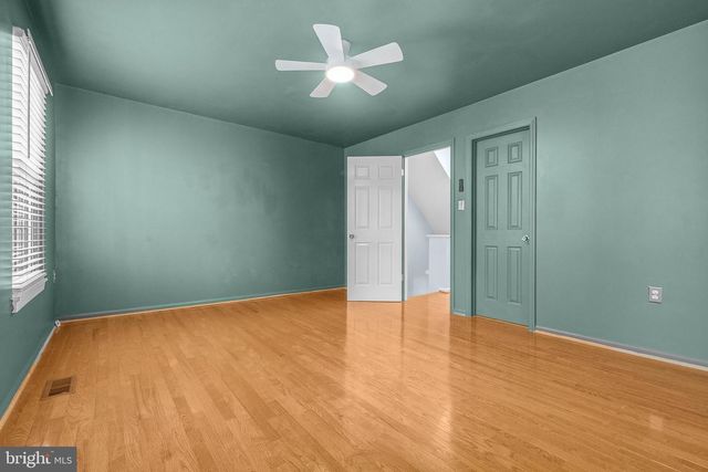 6645 MEDINAH LN, Alexandria, VA 22312