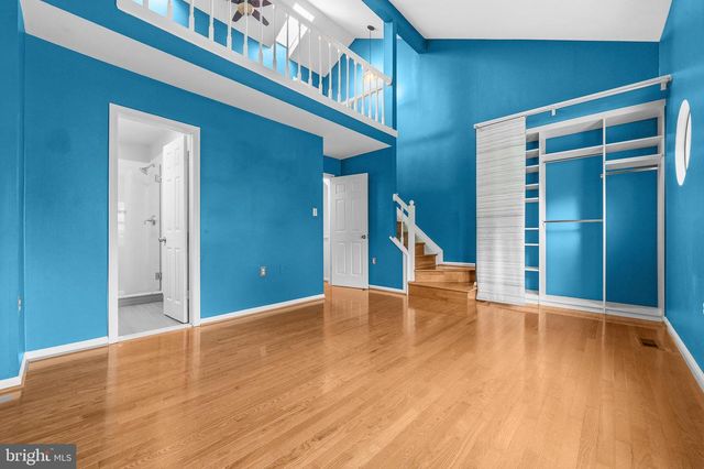 6645 MEDINAH LN, Alexandria, VA 22312