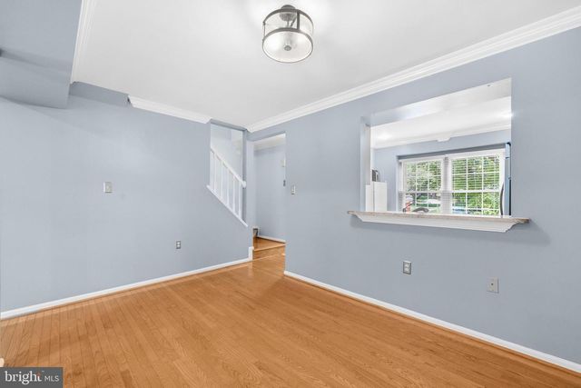6645 MEDINAH LN, Alexandria, VA 22312