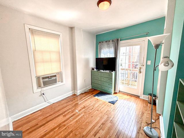 3330 BRANDYWINE ST, Philadelphia, PA 19104