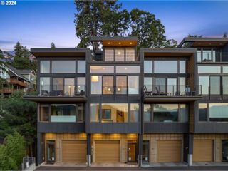 317 SHERMAN Ave 2, Hood River, OR 97031