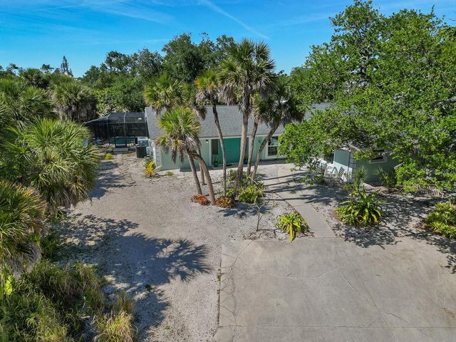 4055 BAY OAKS CIRCLE, Englewood, FL 34223