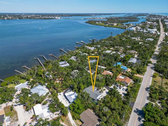 4055 BAY OAKS CIRCLE, Englewood, FL 34223