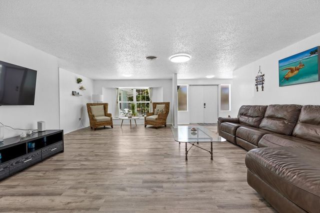 4055 BAY OAKS CIRCLE, Englewood, FL 34223