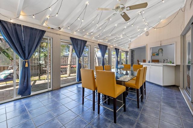 4055 BAY OAKS CIRCLE, Englewood, FL 34223