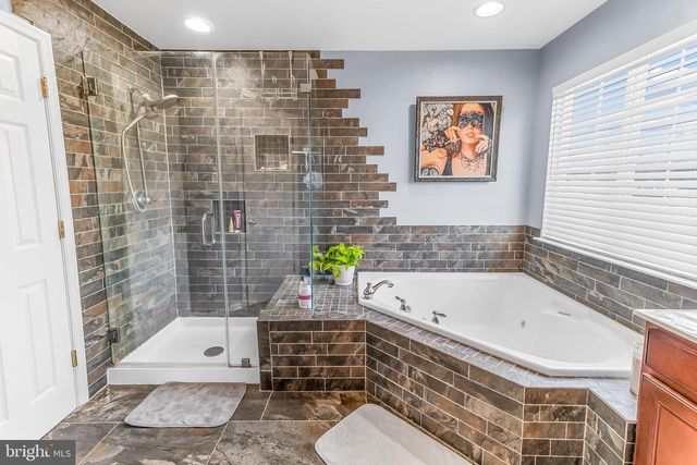 317 FONTANA CIR, Martinsburg, WV 25403