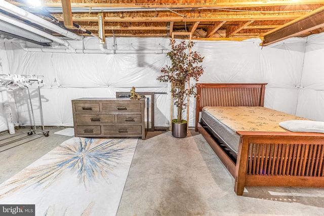 317 FONTANA CIR, Martinsburg, WV 25403