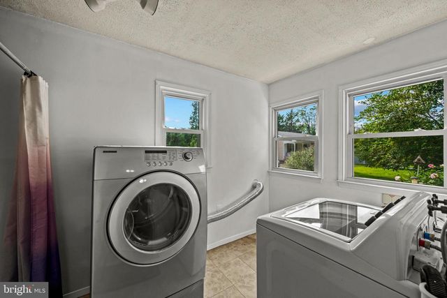 10695 HARDING RD, Laurel, MD 20723