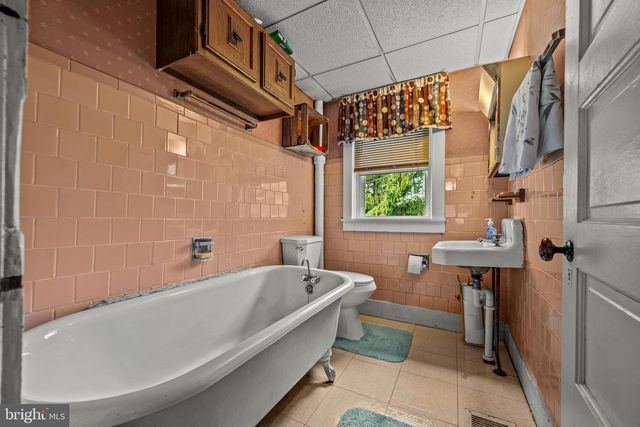 10695 HARDING RD, Laurel, MD 20723