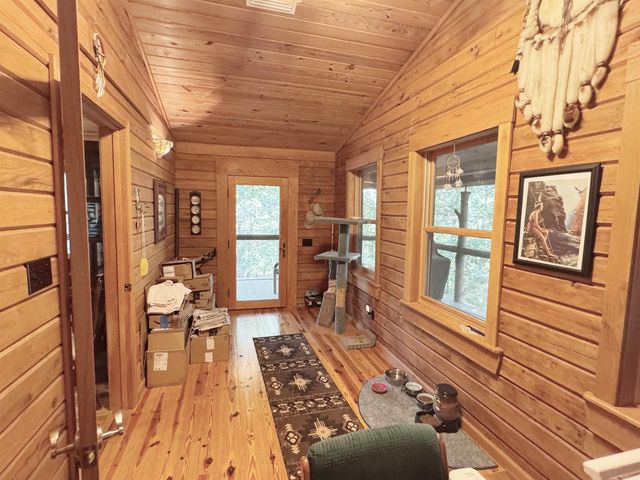 4003 Sunny Fox Rd, Mountain View, AR 72560