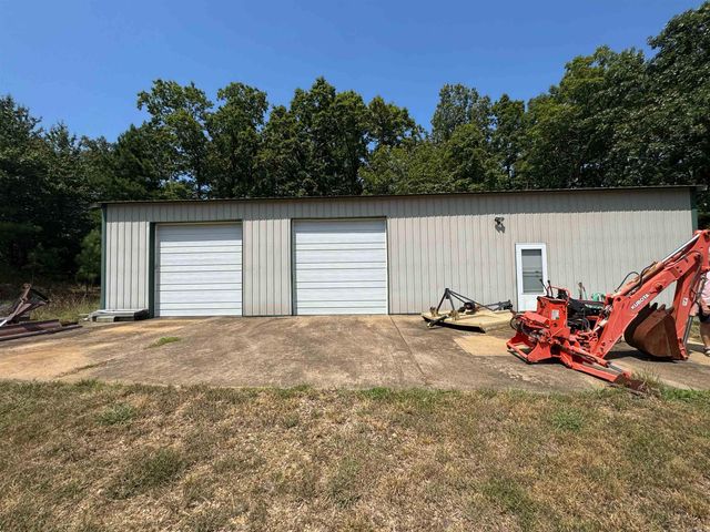 4003 Sunny Fox Rd, Mountain View, AR 72560