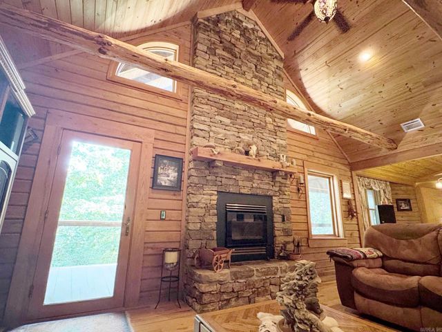 4003 Sunny Fox Rd, Mountain View, AR 72560