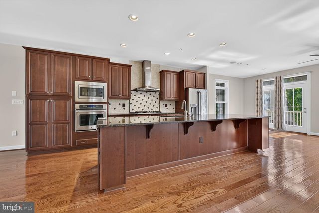 44687 COLLINGDALE TER, Ashburn, VA 20147