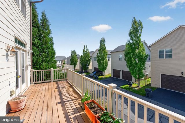 44687 COLLINGDALE TER, Ashburn, VA 20147