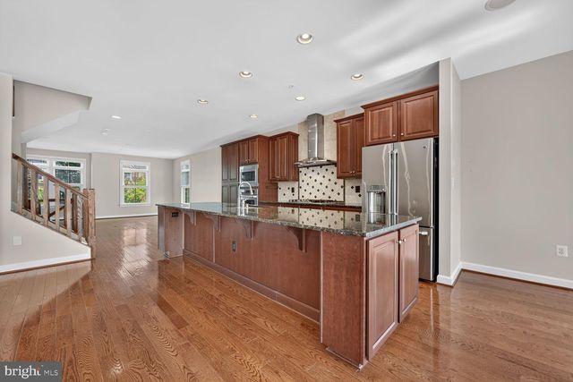 44687 COLLINGDALE TER, Ashburn, VA 20147
