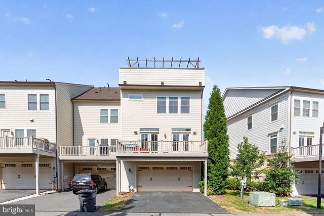 44687 COLLINGDALE TER, Ashburn, VA 20147