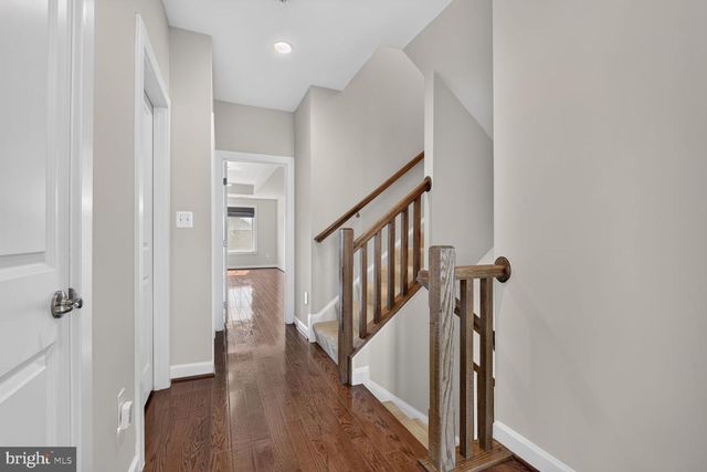 44687 COLLINGDALE TER, Ashburn, VA 20147