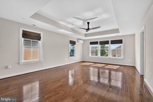 44687 COLLINGDALE TER, Ashburn, VA 20147