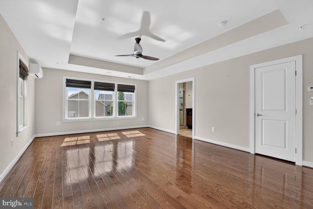44687 COLLINGDALE TER, Ashburn, VA 20147