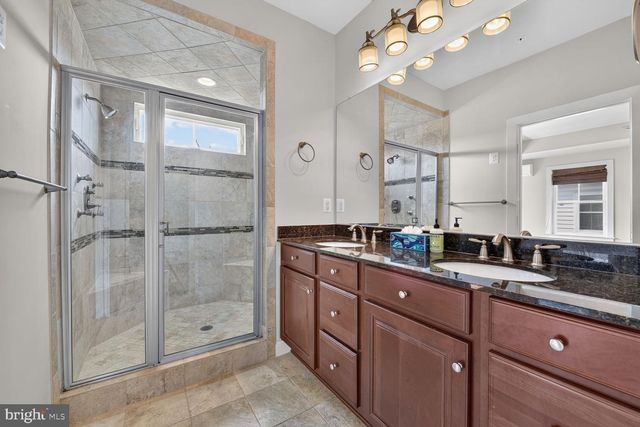 44687 COLLINGDALE TER, Ashburn, VA 20147