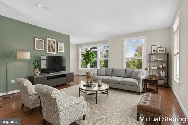 44687 COLLINGDALE TER, Ashburn, VA 20147
