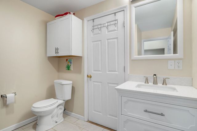 4261 Province Lake Road, Wakefield, NH 03830