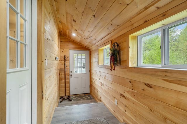 4261 Province Lake Road, Wakefield, NH 03830