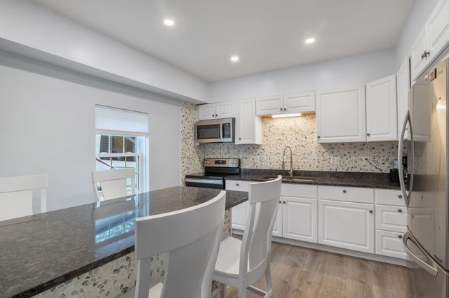 4261 Province Lake Road, Wakefield, NH 03830
