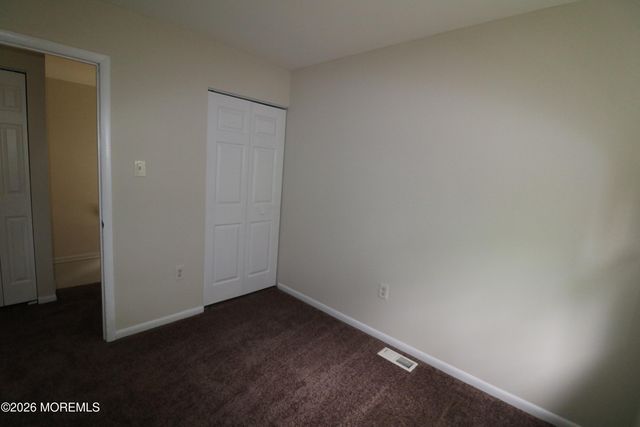 32 Pin Oak Lane, Little Egg Harbor, NJ 08087
