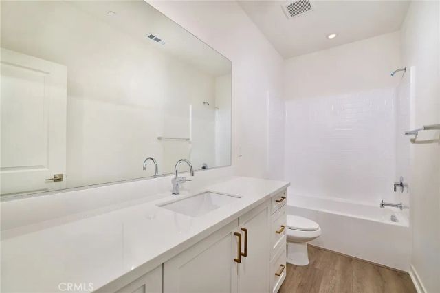 3419 East Moonstone Drive, Ontario, CA 91761