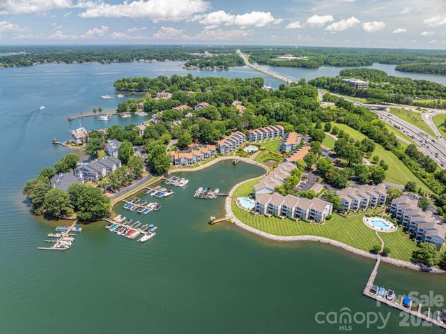 1018 Southwest Drive, Davidson, NC 28036