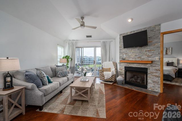 1018 Southwest Drive, Davidson, NC 28036