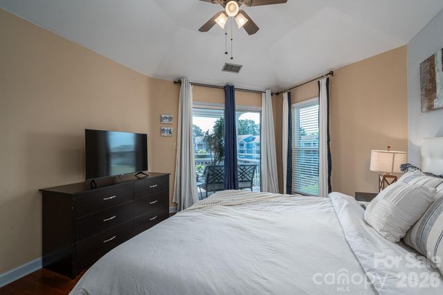 1018 Southwest Drive, Davidson, NC 28036