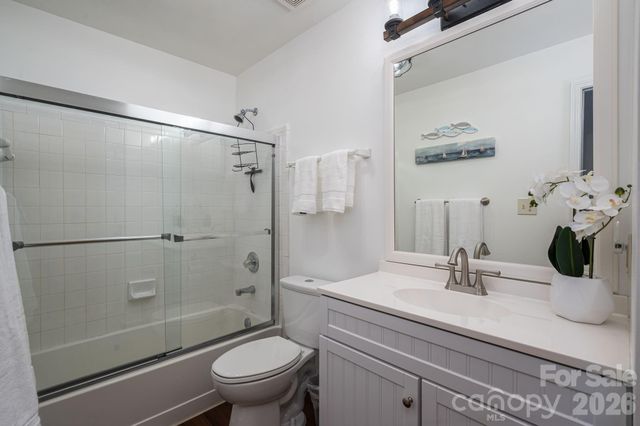 1018 Southwest Drive, Davidson, NC 28036