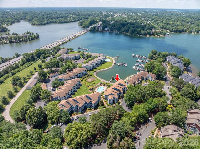 1018 Southwest Drive, Davidson, NC 28036