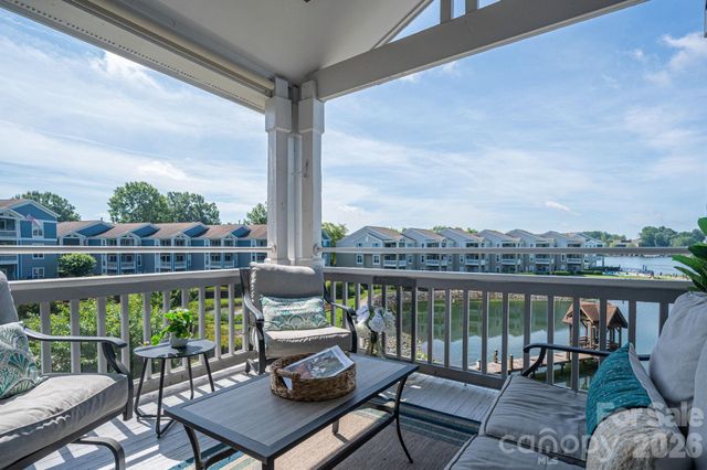 1018 Southwest Drive, Davidson, NC 28036